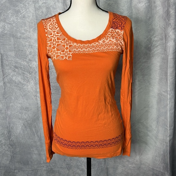 Mossimo Supply Co. Tops - Mossimo Supply Co. Burnt Orange Long Sleeved Casual Tee - size Medium